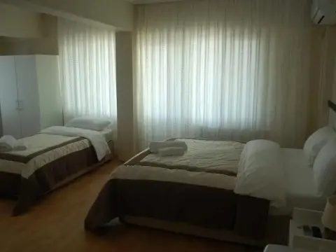 Flora Hotel - Photo 3