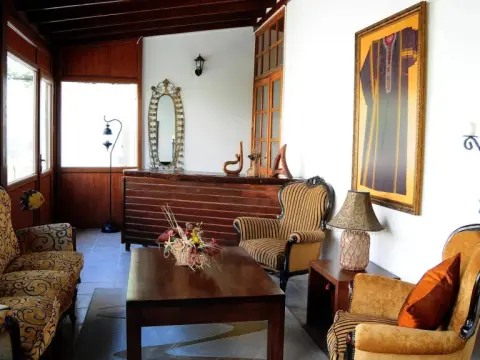 Flying Dutchman Hotel - Photo 4