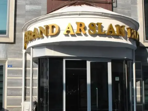 Grand Arslan Otel - Foto 1