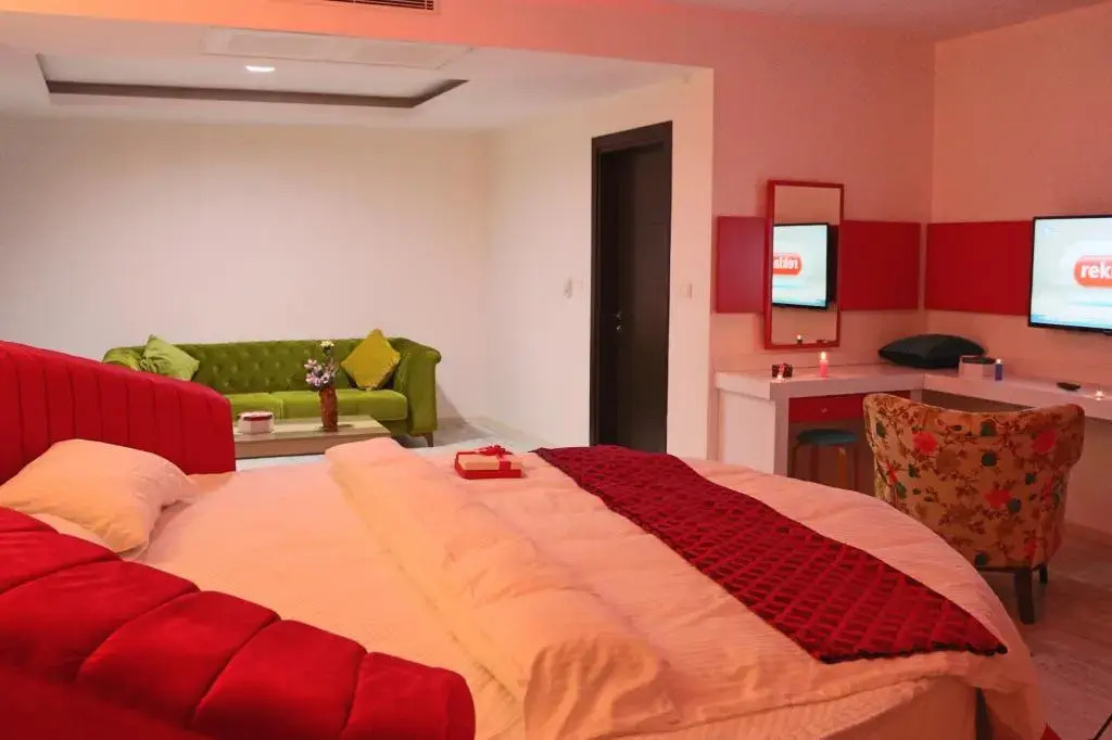 Grand Beyaz Saray Hotel - Photo 2