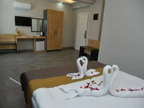 Grand Can Hotel - Photo 2