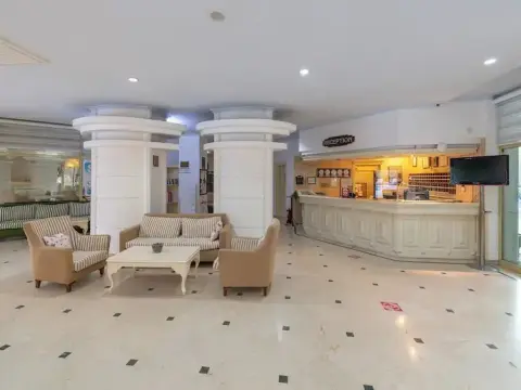 Grand Faros Hotel - Photo 4