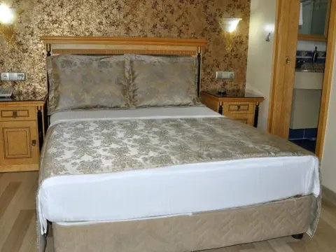 Grand Hisar Hotel - Photo 2