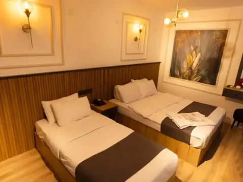 Grand Isbilir Hotel - Photo 2