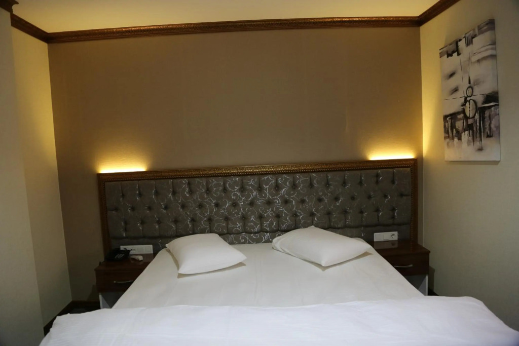 Grand Sera Hotel - Photo 4