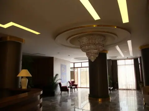 Grand Vuslat Hotel - Photo 1