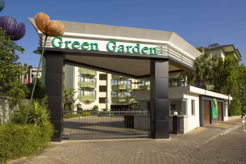Green Garden Suites Hotel