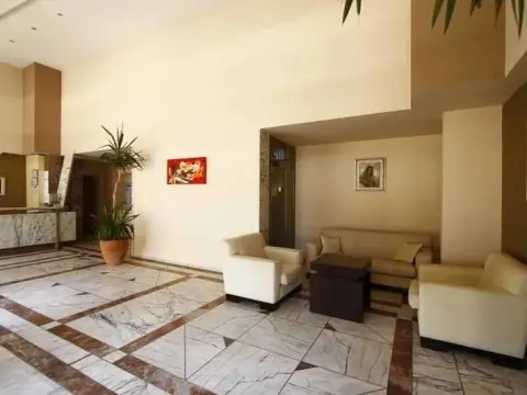 Green Mar Hotel - Photo 2