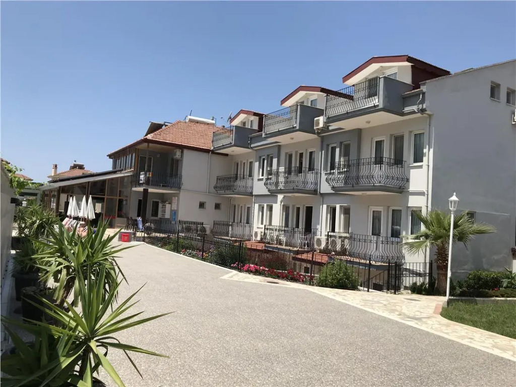 Green Valley Apartments - Photo 1