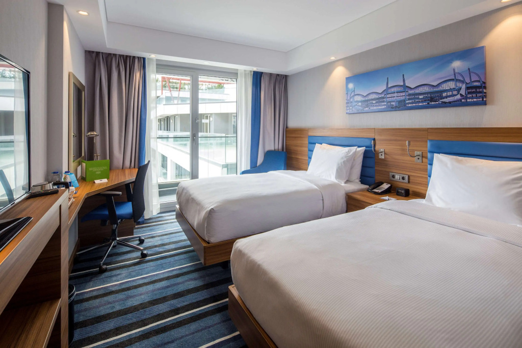 Hampton by Hilton Istanbul Kurtkoy - Photo 2