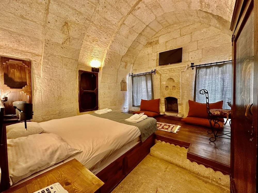 Harkasos Cave Hotel - Photo 3
