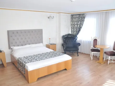 Hettie Hotel - Photo 4