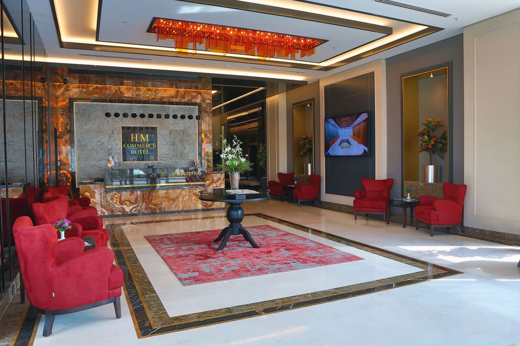 Hm Commerce Hotel - Photo 2