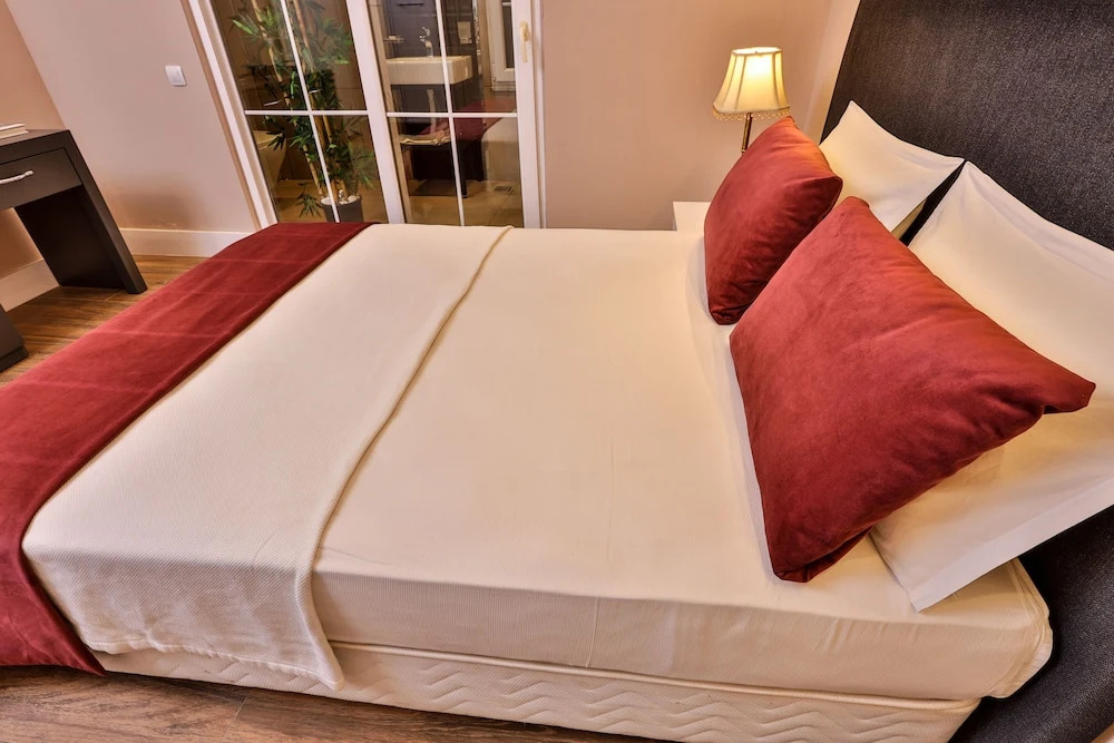 Hotel 212 Olympos - Photo 4