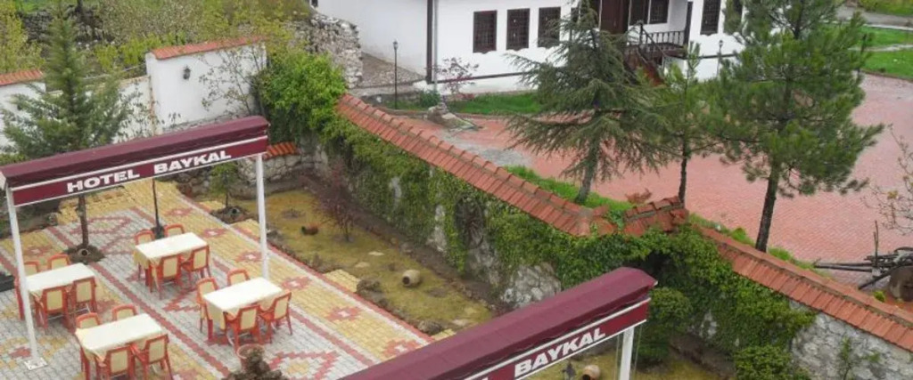 Hotel Baykal - Photo 1