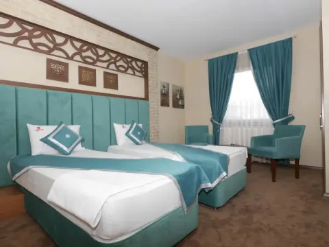 Hotel La Bella Bergama - Photo 2