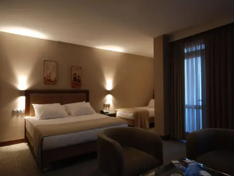 Mostar Hotel - Photo 3