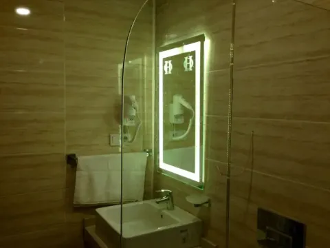 Hotel Oslo - Photo 4