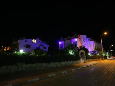 Hotel Paradise - Foto 1