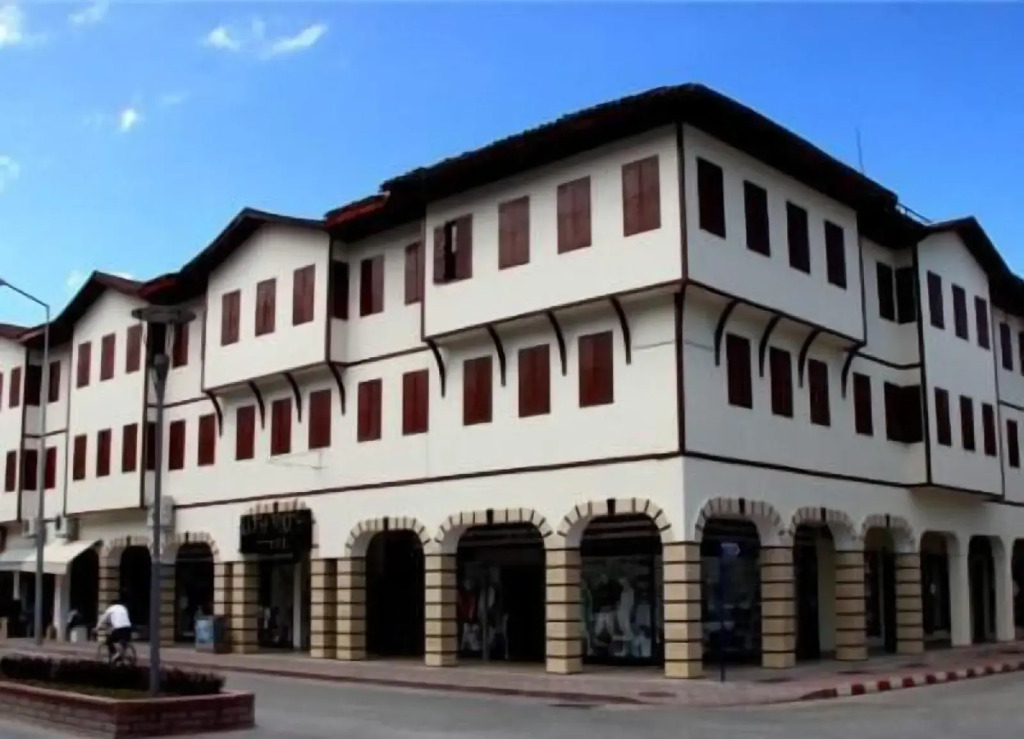 Idyros Hotel - Photo 1