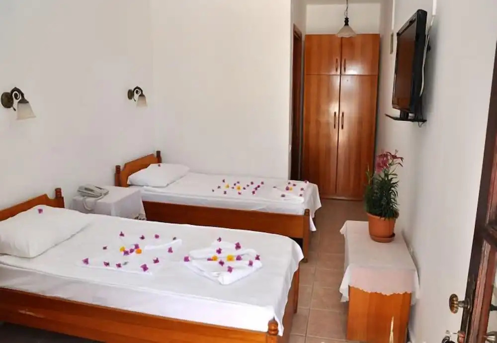 Jarra Hotel - Photo 3