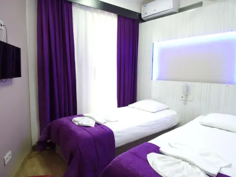 Kadikoy Arya Hotel - Photo 3