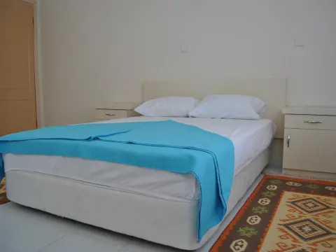 Kara Family Apart - Photo 4