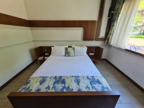 Karakas Hotel - Photo 2