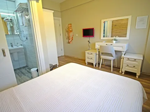 Karina Vineyard House - Photo 1