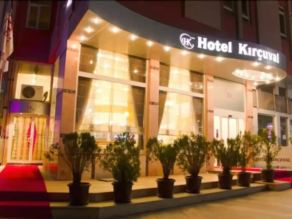 Kircuval Hotel