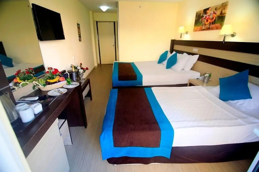 Klas More Beach Hotel - Photo 3