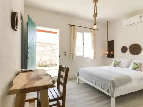 Koop Suites - Photo 2