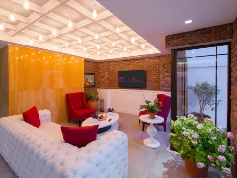 Lale Hotel - Photo 4