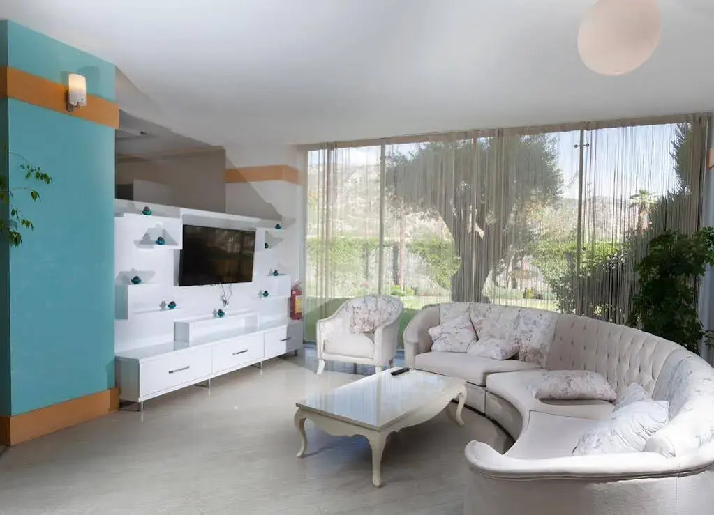 Larina Ninova Thermal Spa & Hotel - Photo 3