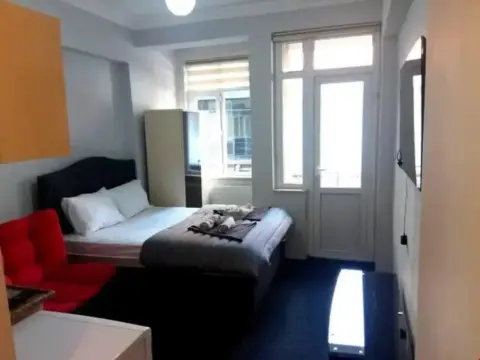 Lavinya Suit Apart - Photo 2