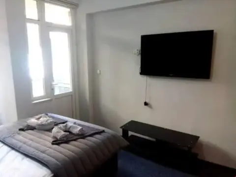 Lavinya Suit Apart - Photo 3