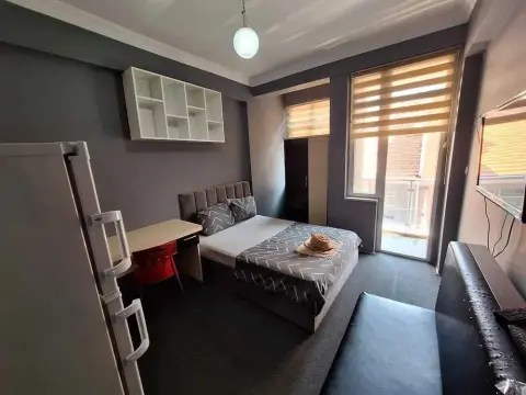 Lavinya Suit Apart - Photo 4