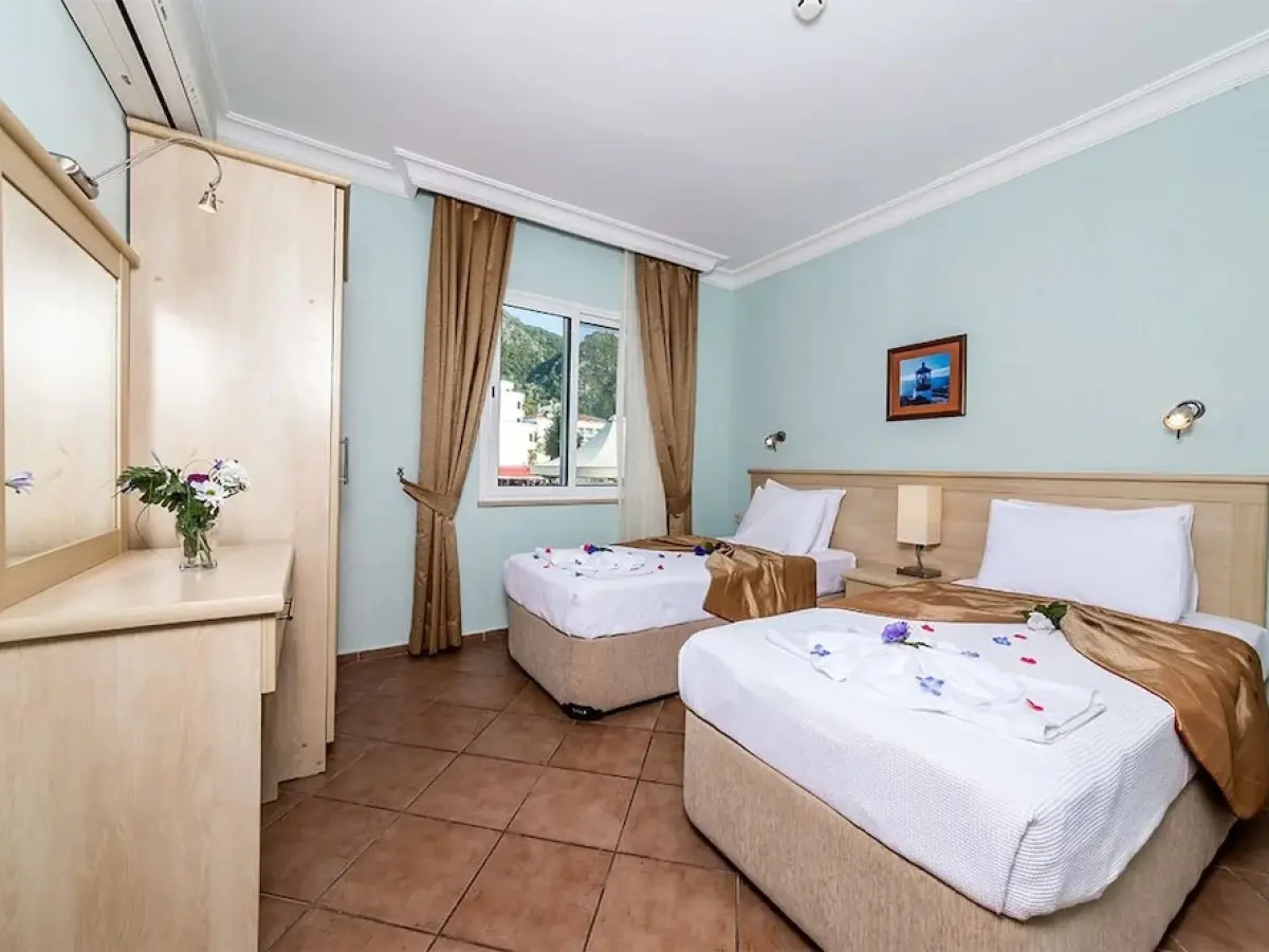 Lighthouse Apartments