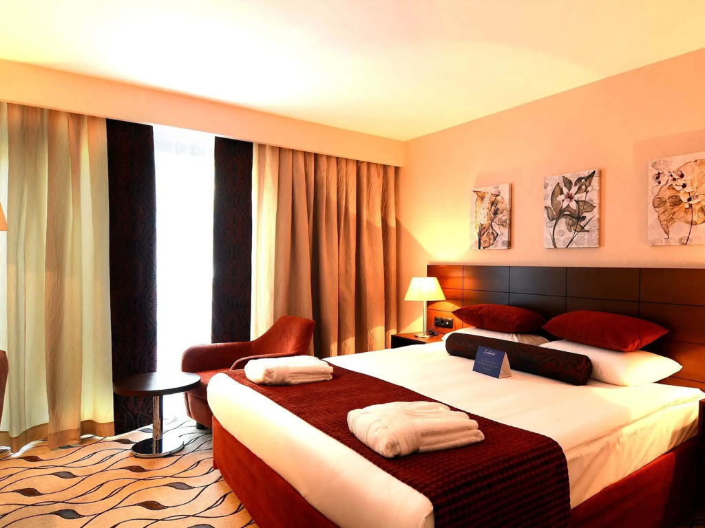 Listana Hotel - Photo 2