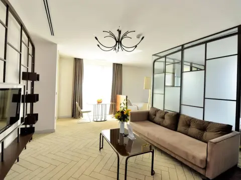 L'onde Business Suites - Photo 3