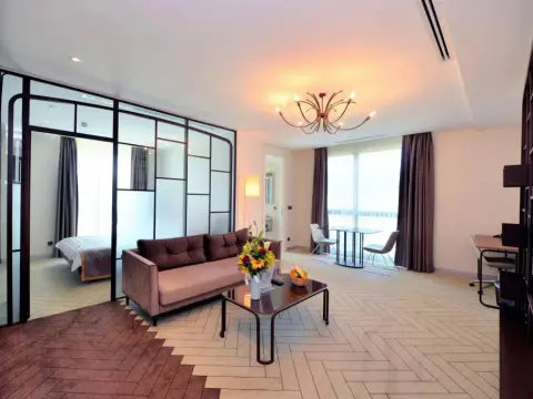 L'onde Business Suites - Photo 4