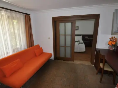 Longhouse Inn Hotel - Foto 1