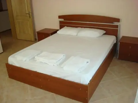 Malibu Residences - Photo 3