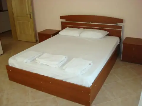 Malibu Residences - Photo 4