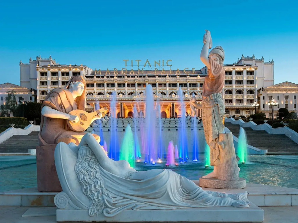 Mardan Palace