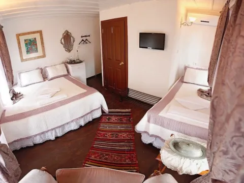 Marjolaine Hotel - Photo 3