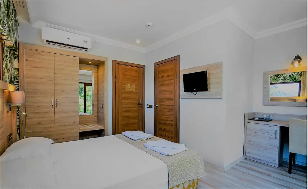 Meril Club Hotel (+16 Adulty Only)