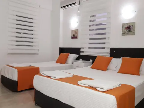 Mese Hotel & Apartments - Photo 1