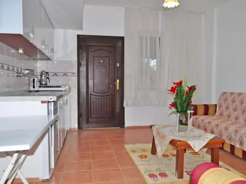 Mese Hotel & Apartments - Photo 3