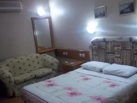 Mesut Hotel - Photo 4